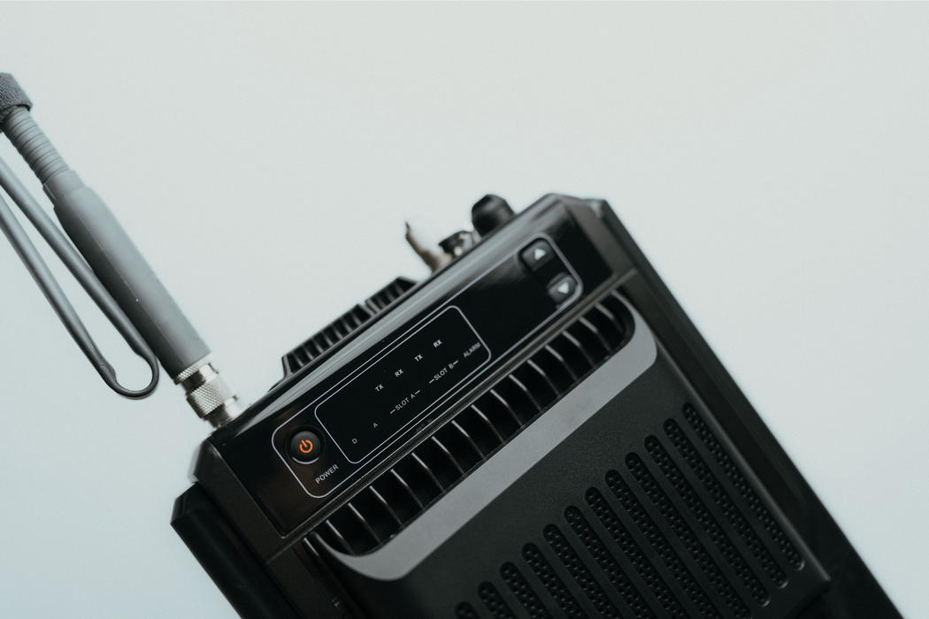 Hytera HR 652 portable repeater