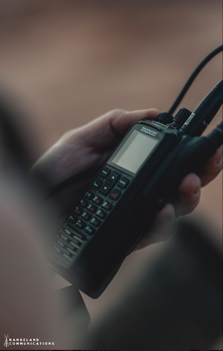1000 DELUXE VHF MONITOR 受信機 FBI-1000 Maxon TPD-1000 DMR Radio — Rangeland Communications